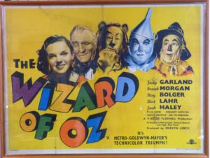 Wizard of Oz pin up PR